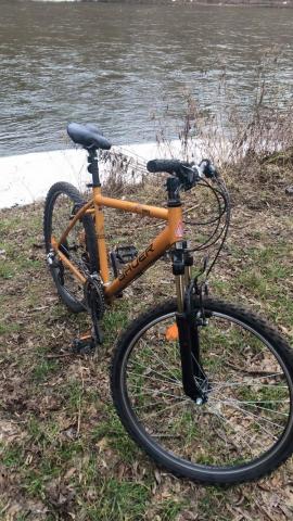 Daiktas Mainyčiau geros būklės kalnų dviratį į plentinį dviratį