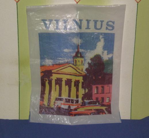 Daiktas Senas plastikinis pirkiniu maiselis ,,vilnius"
