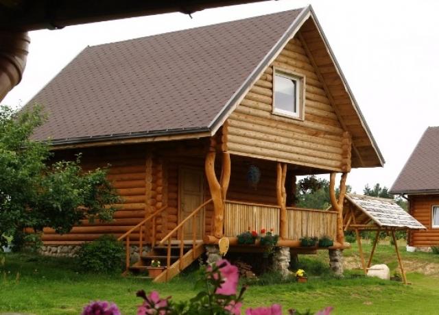 Daiktas Kviečiame aplankyti sodyba Likimo ratas,įsikūrusia netoli Druskininkų