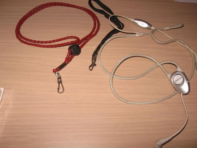 Daiktas 2 "kabikliai" raktams ar kt., 1 laisvu ranku irang