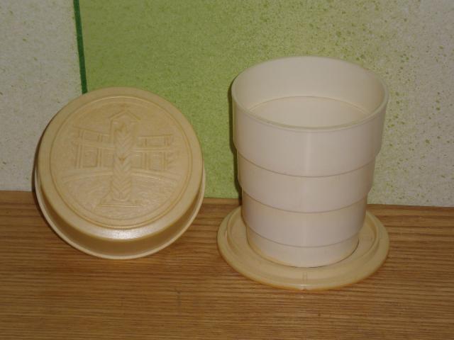 Daiktas Senovinis tarybinis isskleidziamas kelioninis puodelis