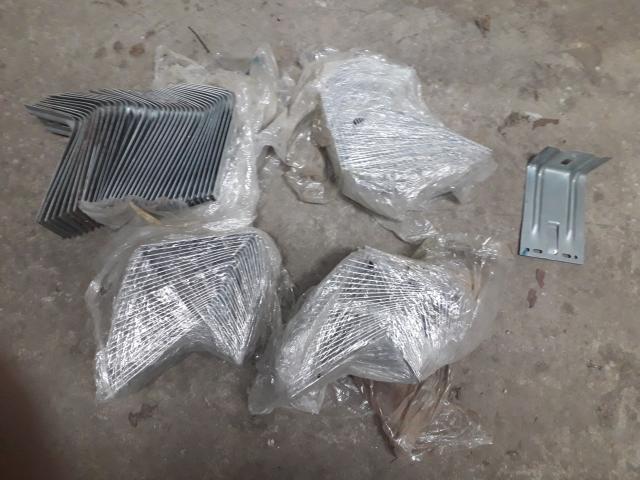 Daiktas Fasado tvirtinimo elementai