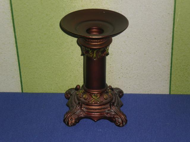 Daiktas Dali zvakide zvakei