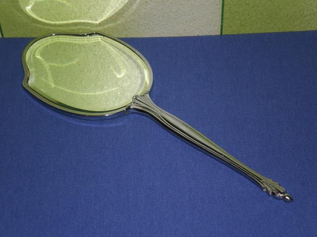 Daiktas Rankinis veidrodis metaline rankena