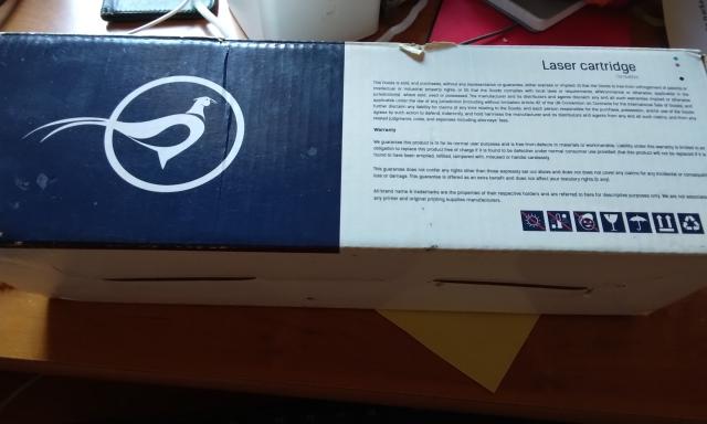 Daiktas Spausdintuvo  kasetė  tik dėžutė pažeista