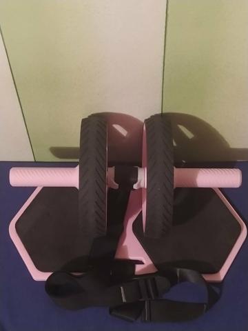 Daiktas Ratelis sportui su padeklu kojoms ir guma. 12 e