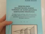 Daiktas Mokyklinio geometrijos kurso teminio ir kompleksinio kartojimo medziaga