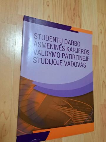 Daiktas Studentų darbo asmeninės karjeros valdymo patirtinėje studijoje vadovas 2€
