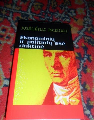 Daiktas ,,Ekonominių ir politinių esė rinktinė"