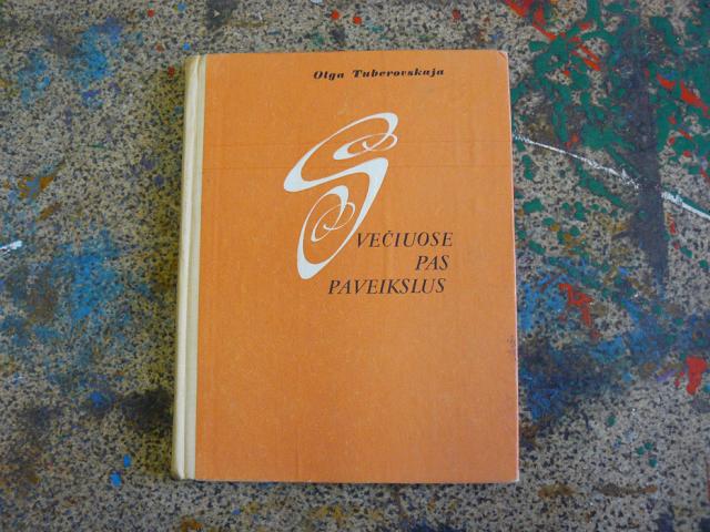 Daiktas Svečiuose pas paveikslus