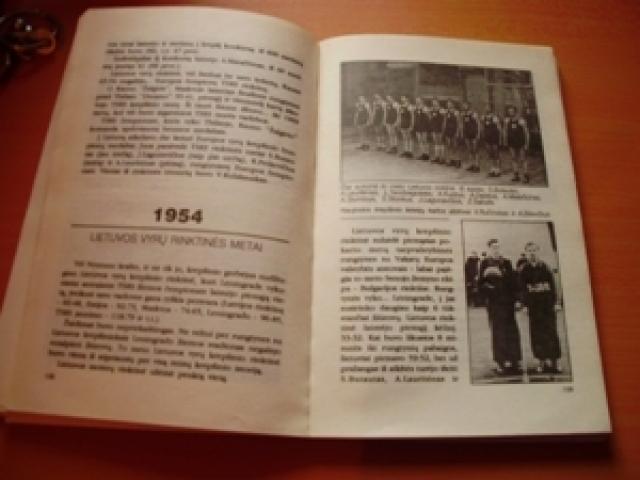 Daiktas S.Stonkus ,, 70 musu krepsinio metu" (1922-1992)