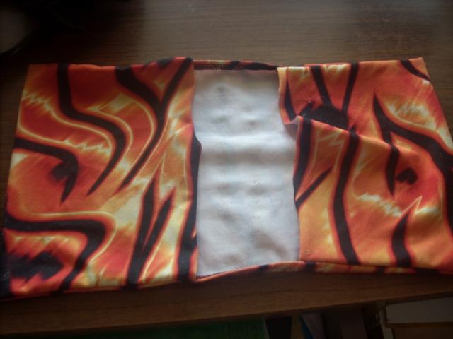 Daiktas medžiaginis knygos aplankalas