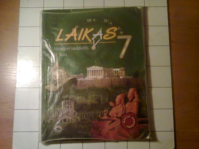 Daiktas Istorijos vadovėlis 7 klasėj.