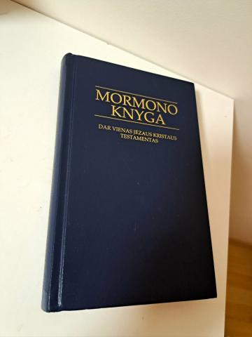 Daiktas Mormono knyga 2€
