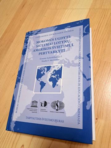 Daiktas Mokomės ugdyti 3€