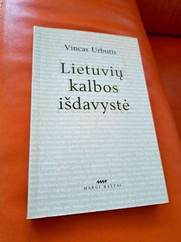 Daiktas Lietuvių kalbos išdavystė 2,50€
