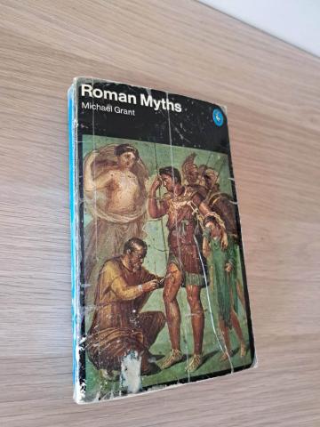Daiktas Roman myths 2€