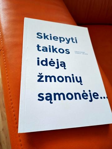 Daiktas Skiepyti taikos idėją žmonių sąmonėje 2€
