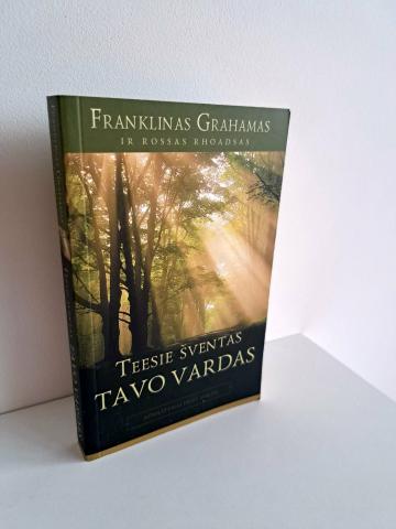Daiktas Teesie šventas tavo vardas 1,50€