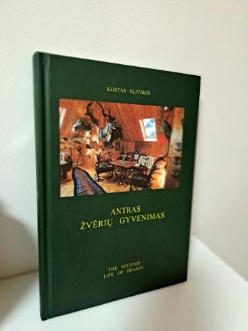 Daiktas Antras žvėrių gyvenimas 8€