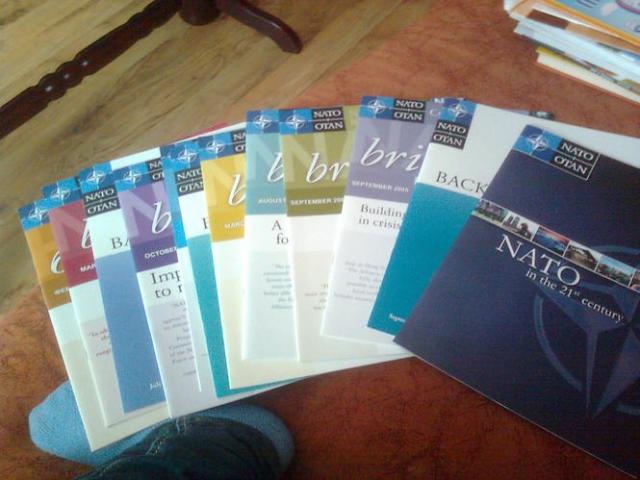 Daiktas Knygelės apie NATO