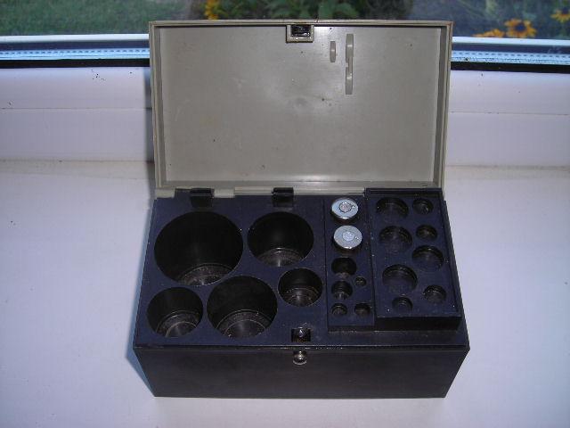 Daiktas Sovietiniu svarstyklių svarelių dėžutė