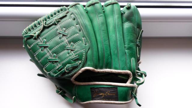 Daiktas beisbolo pirstine