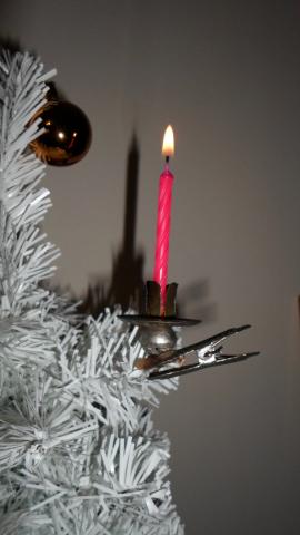 Daiktas zvakuciu laikiklei