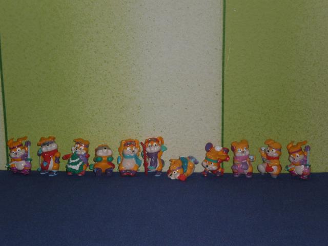 Daiktas 11. Kinder siurprizo (surprise) kolekcines figureles: zuikiai