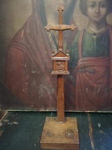 Daiktas senas medinis kryzius