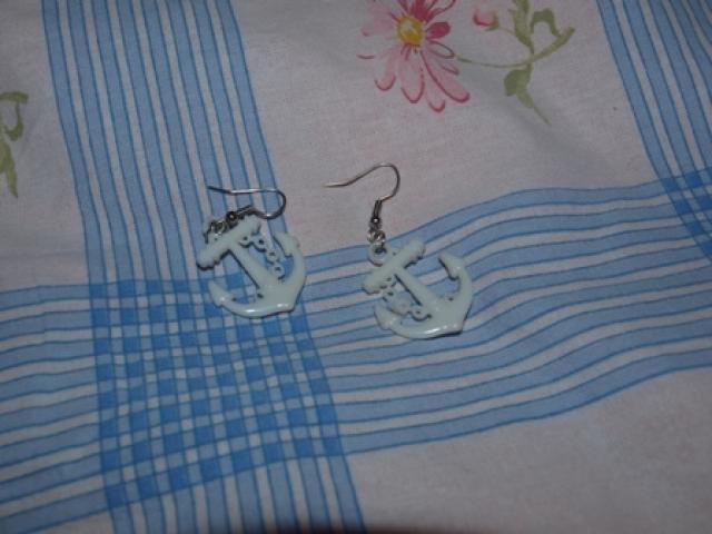 Daiktas monton auskarai