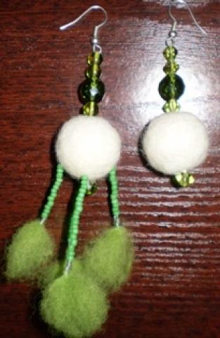 Daiktas auskarai keisti