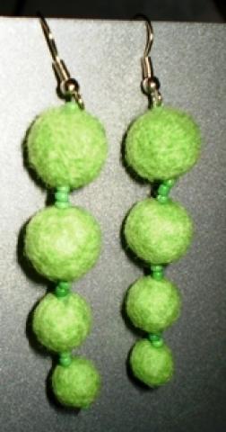 Daiktas zali auskarai