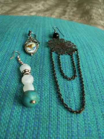 Daiktas vienisi auskarai