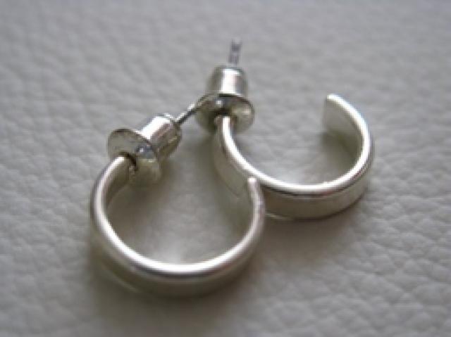 Daiktas Maži auskariukai