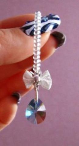 Daiktas swarovski lašelis su kaspinėliu