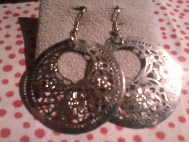 Daiktas Dideli auskariukai