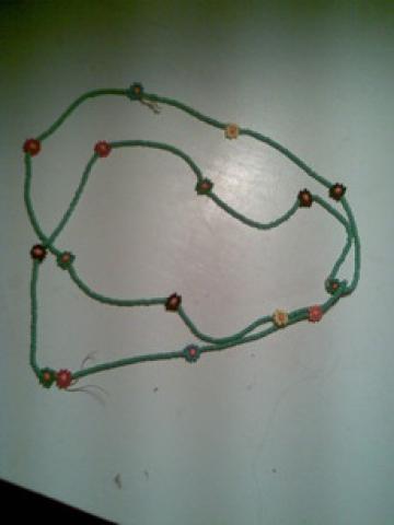 Daiktas  ranku darbo karoliai