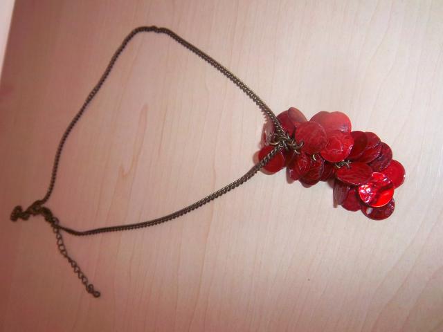 Daiktas grandinėlė su