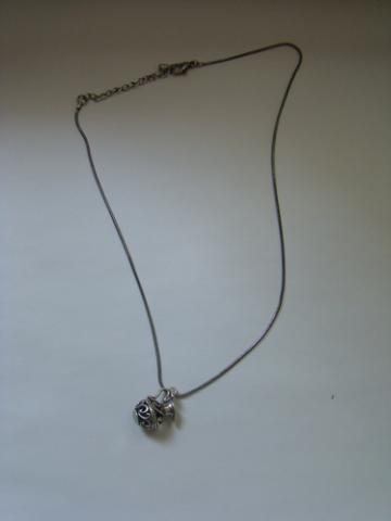 Daiktas Pakabutis "Ąsotėlis"