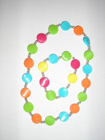 Daiktas Karoliai ir apyranke, komplektukas 