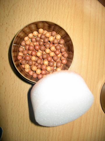 Daiktas Avon pudros rutuliukai "Arabian Glow"