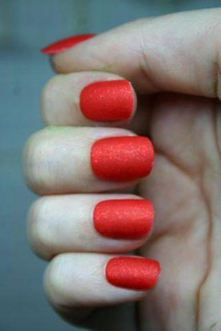 Daiktas Naujas. Nagu lakas.