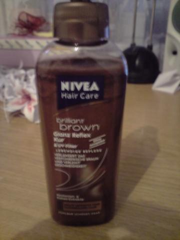 Daiktas nivejos plauku priemone