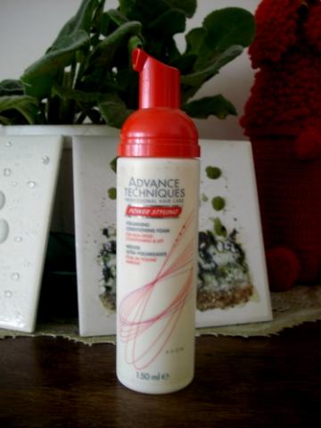 Daiktas Purumo suteikiančios plaukų putos