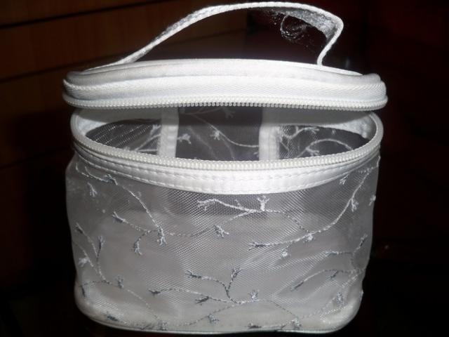 Daiktas Balta kosmetine-krepselis