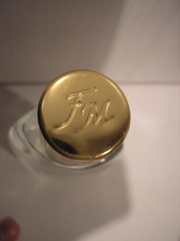 Daiktas FM Paris Hilton kvepalų likutis.