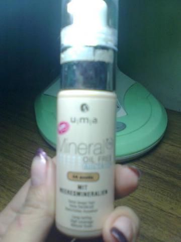 Daiktas UMA krem.pudra