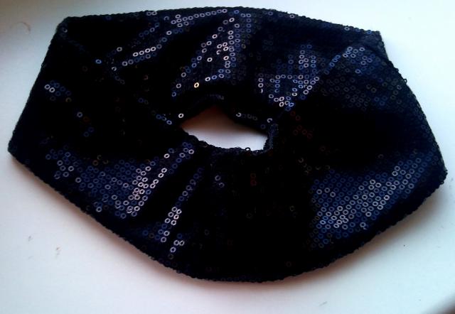 Daiktas medžiaginis lankelis plaukams