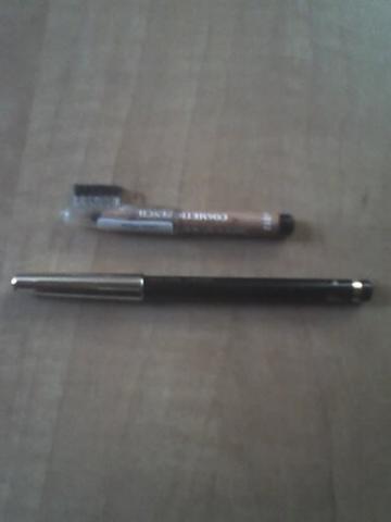 Daiktas Du akiu pistukai , juodi